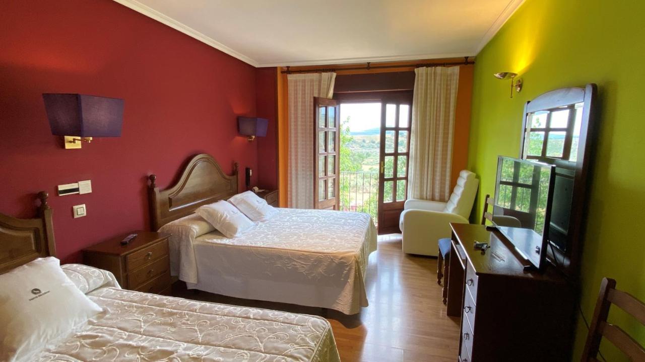 Tierra De Lobos Hotel Puebla de Sanabria Luaran gambar