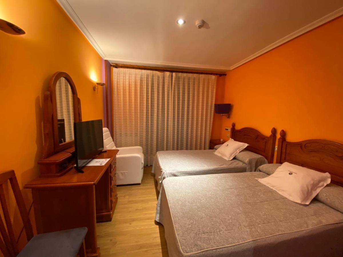 Tierra De Lobos Hotel Puebla de Sanabria Luaran gambar
