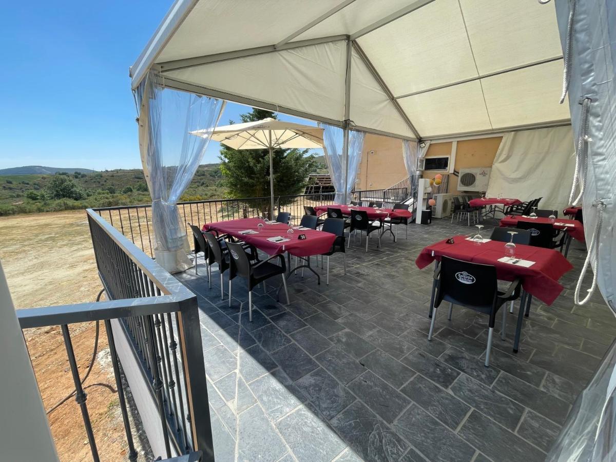 Tierra De Lobos Hotel Puebla de Sanabria Luaran gambar