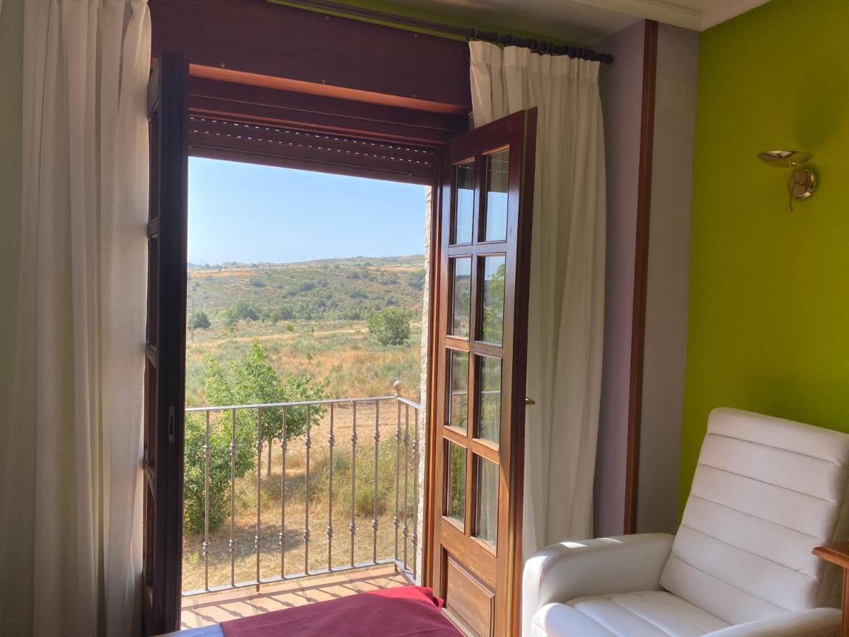 Tierra De Lobos Hotel Puebla de Sanabria Luaran gambar