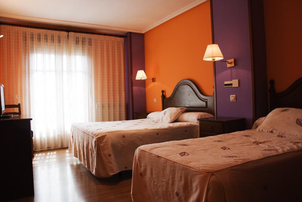Tierra De Lobos Hotel Puebla de Sanabria Luaran gambar