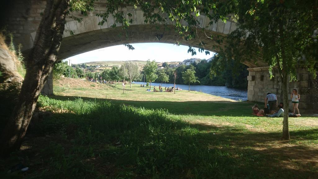 Tierra De Lobos Hotel Puebla de Sanabria Luaran gambar